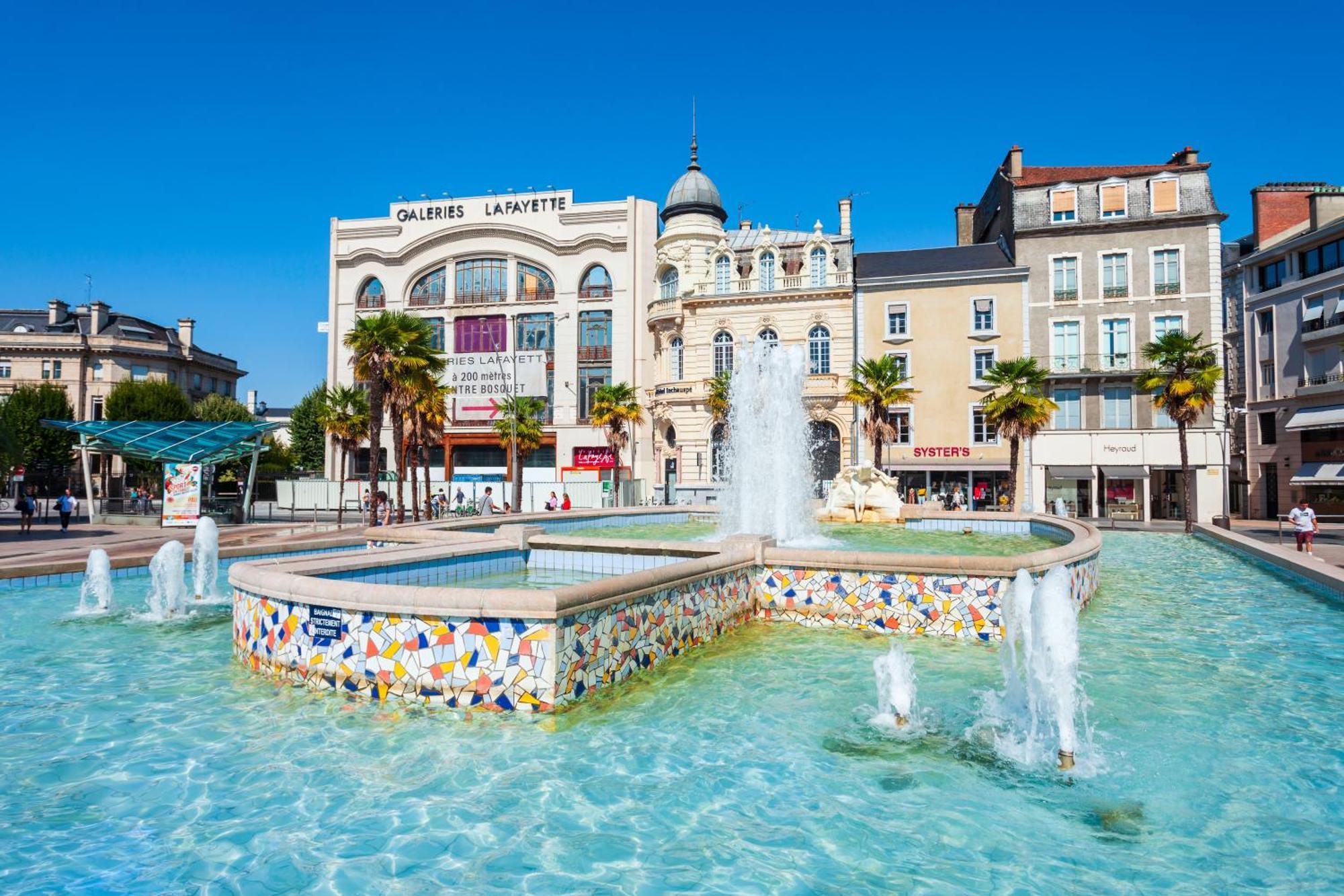 Au Palais Des Pyrenees! Hyper Centre -Clim-Balcon-Parking Gratuit Διαμέρισμα Pau Εξωτερικό φωτογραφία